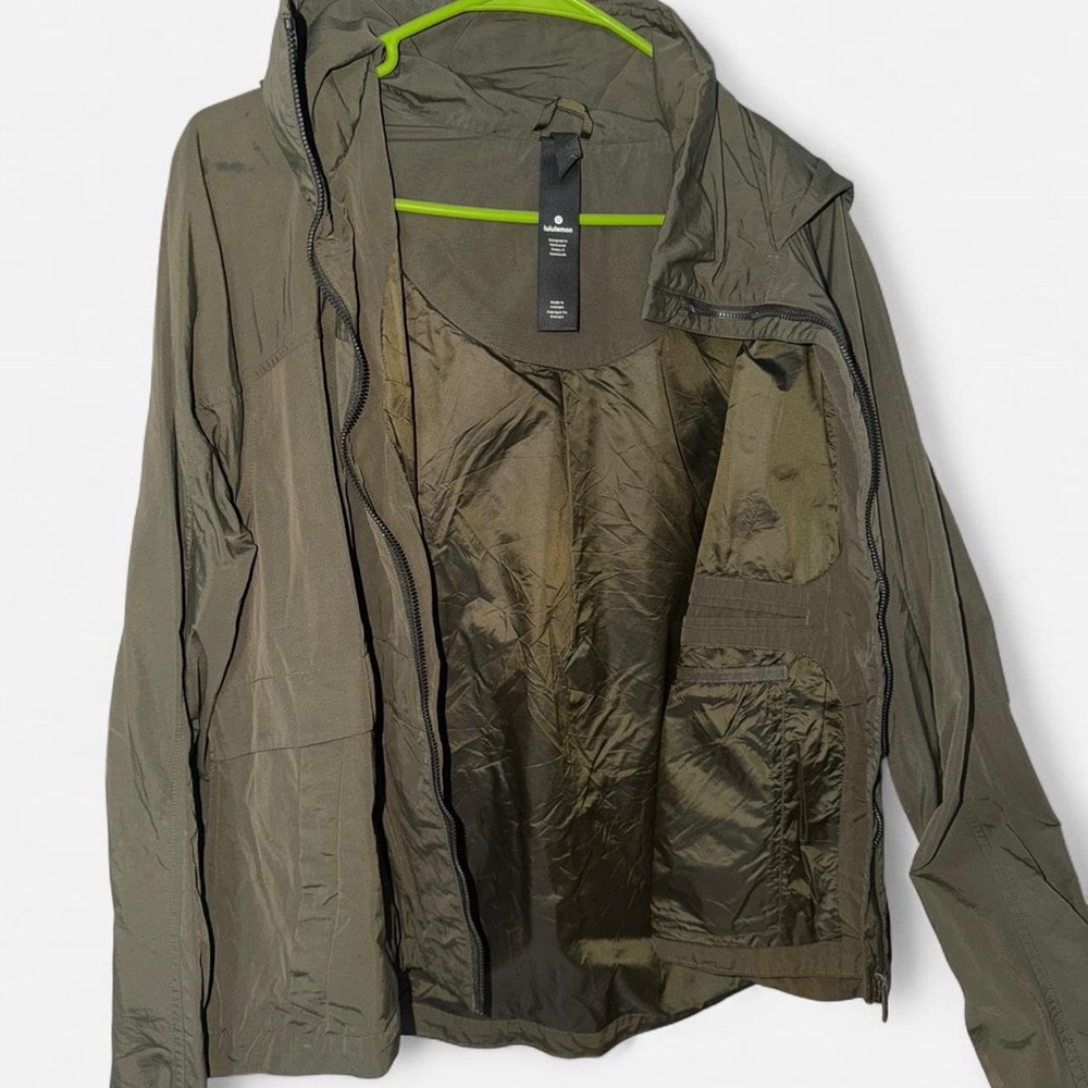 lululemon athletica Khaki Lightweight Jacket